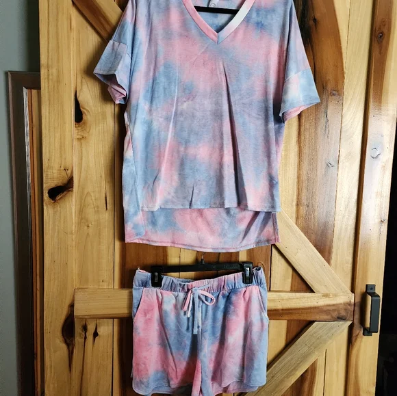 Woman short set - Picture 2 of 3